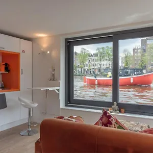 Houseboat Ark Amstel Guest house